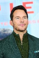 Chris Pratt At Mercy Photocall - Madrid