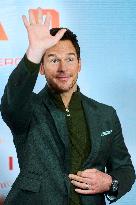 Chris Pratt At Mercy Photocall - Madrid