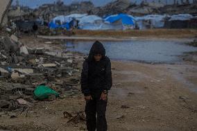 Winter Hits Northern Gaza Amid Humanitarian Crisis - Jabalia