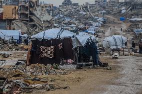 Winter Hits Northern Gaza Amid Humanitarian Crisis - Jabalia