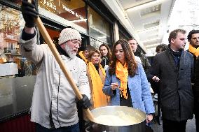 Sarah Knafo At Passy Market - Paris