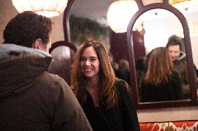 Sarah Knafo Meets Parisians At Cafe - Paris