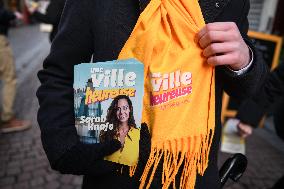 Sarah Knafo At Passy Market - Paris