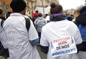 Doctors Protest - Paris