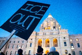 Protests Erupt After ICE Officer Fatally Shoots Renee Nicole Good - MN