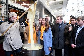 Sarah Knafo At Passy Market - Paris