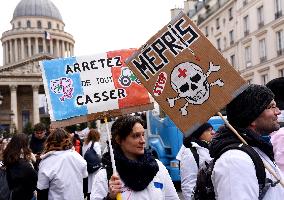 Liberal Doctors Demonstration - Paris