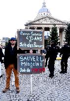 Liberal Doctors Demonstration - Paris