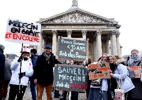 Liberal Doctors Demonstration - Paris