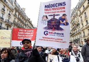 Liberal Doctors Demonstration - Paris
