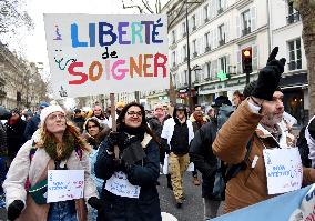 Liberal Doctors Demonstration - Paris