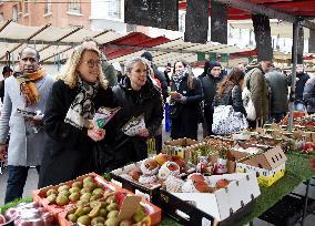 Emmanuel Gregoire, First Market Of The United Left - Paris