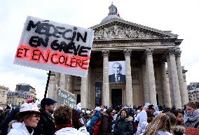 Liberal Doctors Demonstration - Paris