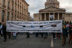 Doctors Protest Against Health Reform - Paris