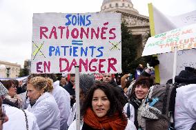 Liberal Doctors Demonstration - Paris