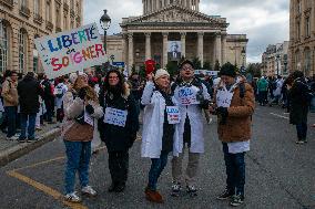 Doctors Protest Against Health Reform - Paris