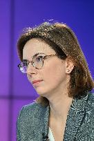 Amelie de Montchalin On Dimanche En Politique - Paris