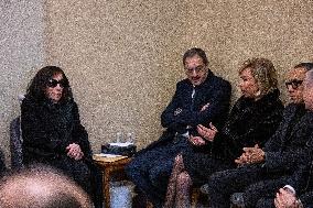 Rare Appearance Of Lebanese Singer Fayrouz At Her Son s Funeral - Bikfaya