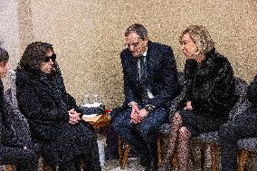 Rare Appearance Of Lebanese Singer Fayrouz At Her Son s Funeral - Bikfaya