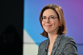 Amelie de Montchalin On Dimanche En Politique - Paris