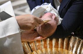 Pope Leo XIV baptizes 20 children In the Sistine Chapel - Vatican