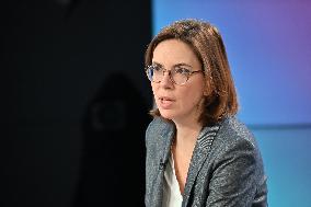 Amelie de Montchalin On Dimanche En Politique - Paris