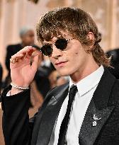 83rd Annual Golden Globes - Arrivals