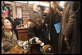 Exclusive - Dog Wellness Spaces in Paris With Rachida Dati - Paris