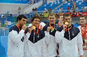 Ryan Lochte Sells Three Gold Medals to Finance His Divorce