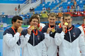 Ryan Lochte Sells Three Gold Medals to Finance His Divorce