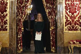 The King Receives the Letters of Credence of The New Ambassadors - Madrid