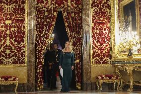 The King Receives the Letters of Credence of The New Ambassadors - Madrid