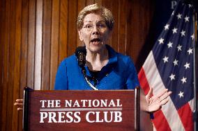 Senator Elizabeth Warren delivers speech on future of Democrats