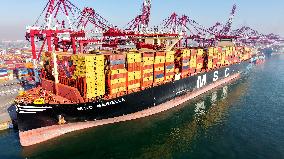 Qingdao Port Foreign Trade Containers