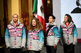 President Of Mexico Presents The Flag To The Athletes Representing Mexico At The Winter Games - Mexico City