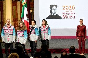 President Of Mexico Presents The Flag To The Athletes Representing Mexico At The Winter Games - Mexico City