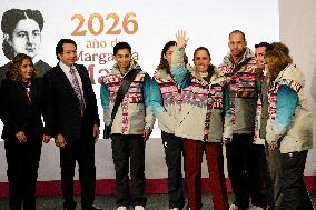 President Of Mexico Presents The Flag To The Athletes Representing Mexico At The Winter Games - Mexico City