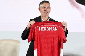 Introducing John Herdman as New Coach of The Indonesian Team - Jakarta