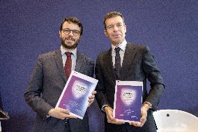 Submission of the report "Influence and Social Networks" to the government - Paris AJ