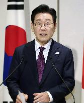 Japan-S. Korea summit