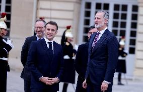 President Macron and King Felipe VI Visit an Exhibition at The Chateau de Versailles - Versailles