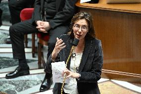 Session of Questions to The Government - Paris