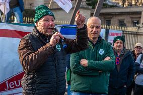 Farmers Protest in Front Of The National Assembly - Paris