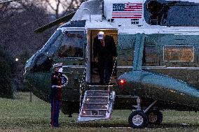 President Trumpreturns to the White House from Detroit, Michgan