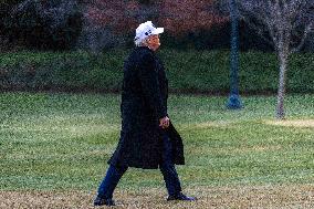 President Trumpreturns to the White House from Detroit, Michgan
