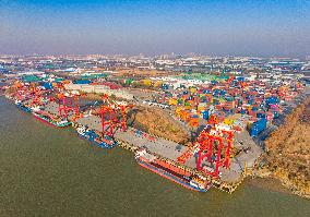 Yangzhou Port