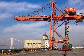 Taizhou Port International Container Terminal