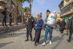 Civilians Flee Aleppo Amid Kurdish-Government Clashes - Syria