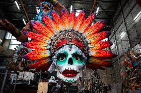 Final Touches On Carnival Constructions In Viareggio - Italy