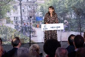 Paris' Mayor delivers a speech for the 2026 whishes - Paris AJ